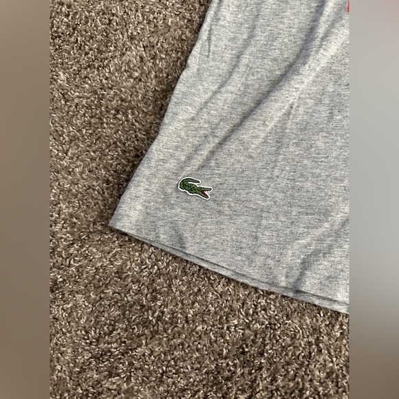 Lacoste short sleeve gray T-shirt ‘live live live’ red, white, & blue medium - Picture 4 of 13